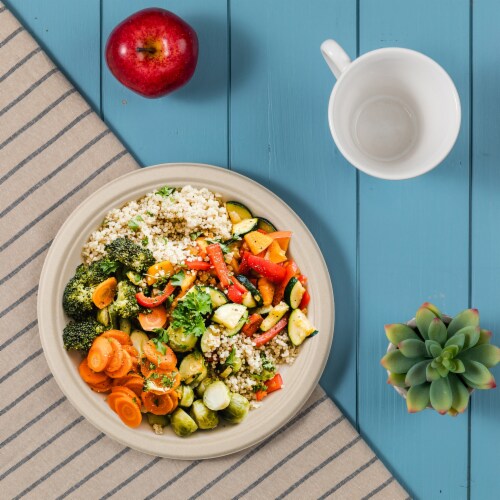 Glitzhome Oak™ PLUS 10-Inch Compostable Natural Sugarcane Plates Perspective: top