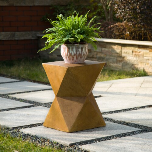 Glitzhome Multi-Functional Faux Wood Garden Stool Plant Stand Perspective: top