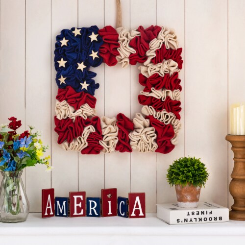 Glitzhome Americana Square Fabric Wreath Perspective: top