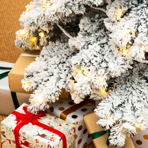 Glitzhome 7.5 Feet Flocked Layered Spruce Faux Christmas Tree with 350 Warm White Lights Perspective: top