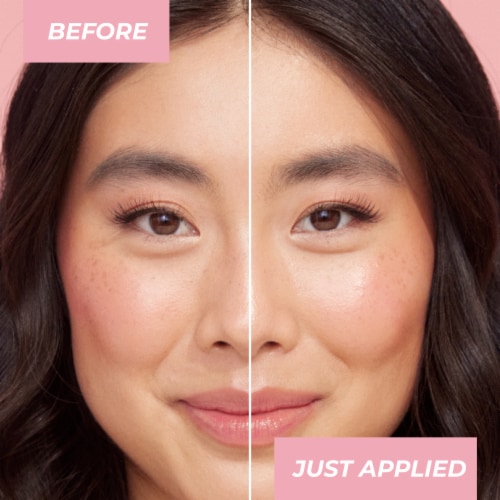 MCoBeauty Super Stay Makeup Setting Spray Locks Makeup in Place Hydrates + Soothes Perspective: top