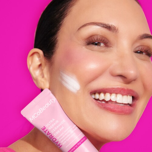 MCoBeauty Hydrate Ultra Repair Ceramide Cream Perspective: top