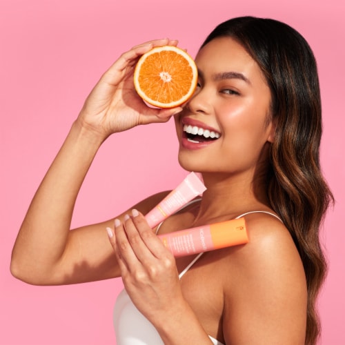 MCoBeauty Glow Brightening Vitamin-C Moisturizer For All Skin Types Perspective: top