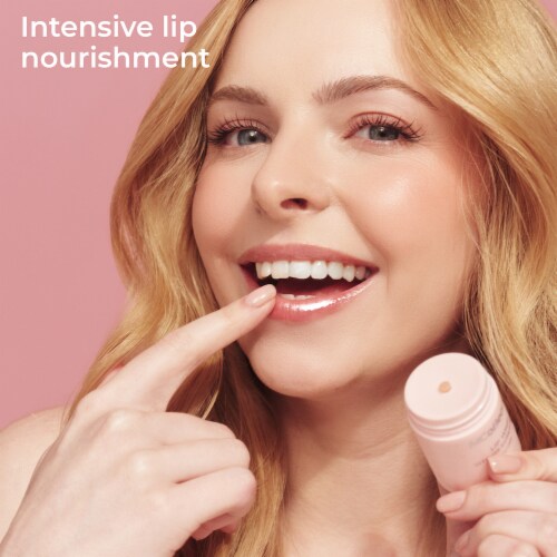 MCoBeauty Lip Whip Intense Repair Balm - Vanilla Perspective: top