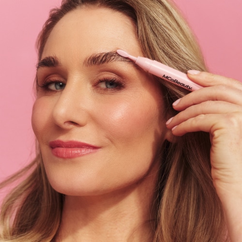 MCoBeauty Brow Wax Sculpt & Set Perspective: top