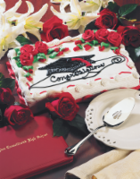 Kroger® White Buttercream Icing Half Chocolate Sheet Cake