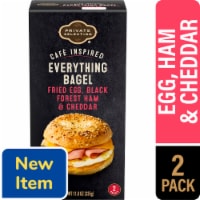 Private Selection® Cafe Inspired Fried Egg Black Forest Ham & Cheddar Everything Bagel Perspective: Main