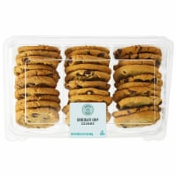Bakery Fresh Chocolate Chip Cookies Perspective: Main