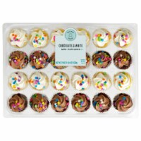 Bakery Fresh Vanilla and Chocolate Mini Cupcakes Perspective: Main