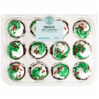 Bakery Fresh Christmas Cupcakes Perspective: Main