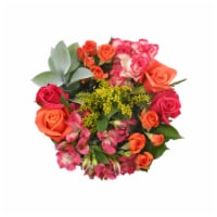 Bloom Haus Rose Garden Fresh Cut Flower Bouquet Perspective: Main