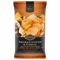 Private Selection® Smoked Gouda & Garlic Ripple-Cut Kettle Chips Perspective: Main