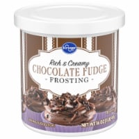 Kroger® Rich & Creamy Chocolate Fudge Frosting Perspective: Main