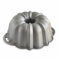 Nordic Ware 60th Anniversary Cast Aluminum Bundt Pan Perspective: Main
