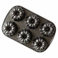 Nordic Ware Aluminum Bundt Pan - Red, 1 ct - Harris Teeter