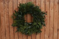Garden Element's Live Wreath - Mixed Fraser/White Pine/Arborvitae, 22