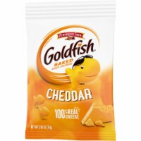 Pepperidge Farm Goldfish Cheddar Baked Snack Crackers Perspective: Main