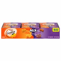 Goldfish® Mix Xtra Cheddar + Pretzel Baked Snack Crackers Lunch Packs Perspective: Main