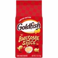 Goldfish Awesome Sauce Flavored Crackers Perspective: Main