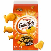 Goldfish Flavor Blasted Xtra Cheddar Cheese Crackers Perspective: Main