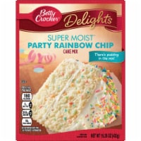 Betty Crocker™ Super Moist™ Party Rainbow Chip Cake Mix