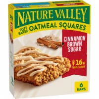 Nature Valley Soft Baked Oatmeal Squares Cinnamon Brown Sugar Breakfast bars Perspective: Main