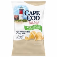 Cape Cod Reduced Fat Aged White Cheddar & Sour Cream Kettle Cooked Potato Chips Perspective: Main