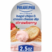 Philadelphia Multigrain Bagel Chips & Strawberry Cream Cheese Dip, Tray Perspective: Main