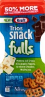 Kraft Trios Snackfulls Pepper Jack Pretzels and Chocolate Perspective: Main