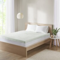 Clean Spaces 3 Green Tea Foam Topper with Cooling Removable Cover