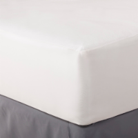 Rest Right Temperature Balancing Mattress Protector - White