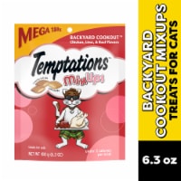 Temptations MixUps Crunchy and Soft Cat Treats Backyard Cookout Flavor Perspective: Main