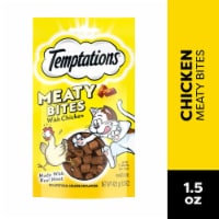 TEMPTATIONS Meaty Bites Chicken Flavor Soft and Savory Adult Cat Treats