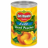 Del Monte® Yellow Cling Sliced Peaches in Extra Light Syrup Canned Fruit Perspective: Main