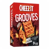 Cheez-It® Grooves Scorchin' Hot Cheddar Cheese Snack Crackers Perspective: Main