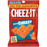 Cheez-It® Extra Cheesy Cheese Snack Crackers Grab and Go Perspective: Main