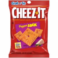 Cheez-It® Pepper Jack Cheese Snack Crackers Grab and Go Perspective: Main