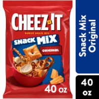 Cheez-It® Classic Snack Mix Perspective: Main