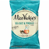 Miss Vickie's® Sea Salt & Vinegar Kettle Cooked Potato Chips Perspective: Main