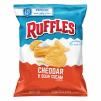 Ruffles® Cheddar & Sour Cream Potato Chips Perspective: Main