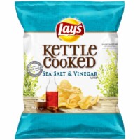 Lay's® Kettle Cooked Sea Salt & Vinegar Potato Chips Perspective: Main