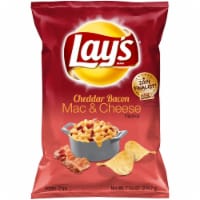 Lay's Cheddar Bacon Mac & Cheese Potato Chips Perspective: Main