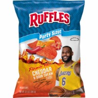Ruffles® Flamin' Hot® Cheddar & Sour Cream Potato Chips