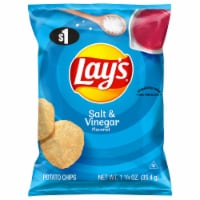 Lay's® Salt & Vinegar Potato Chips Perspective: Main