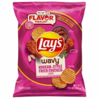 Lay's® Korean-Style Fried Chicken Flavored Potato Chips Perspective: Main