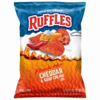 Ruffles® Potato Chips Flamin' Hot® Cheddar & Sour Cream Perspective: Main