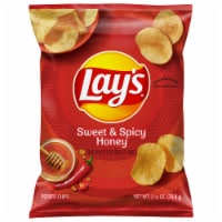 Lay's® Sweet & Spicy Honey Potato Chips Perspective: Main