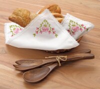 Leisure Arts Bread & Basket Cloth 15.7x15.7 Pink