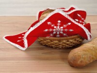 Leisure Arts Bread & Basket Red Cloth 15.7 Snowflk