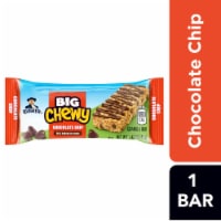 Quaker Chewy® Big Chocolate Chip Granola Bar Perspective: Main